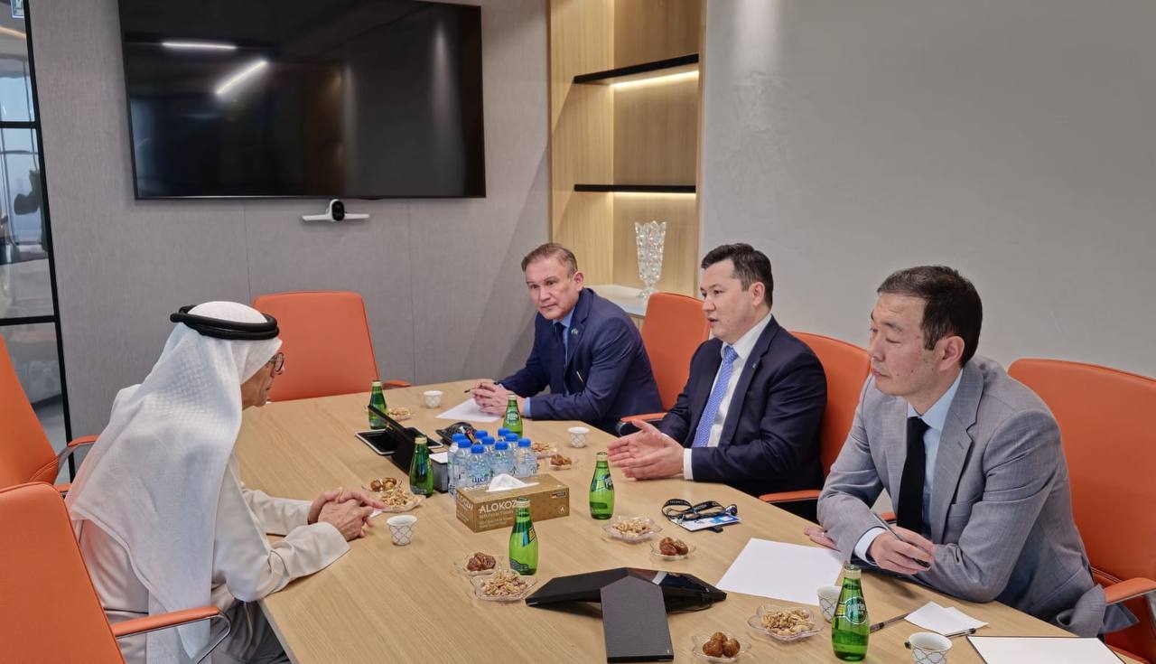 Investment Cooperation Development with the Astana International Financial Centre Discussed in Abu Dhabi