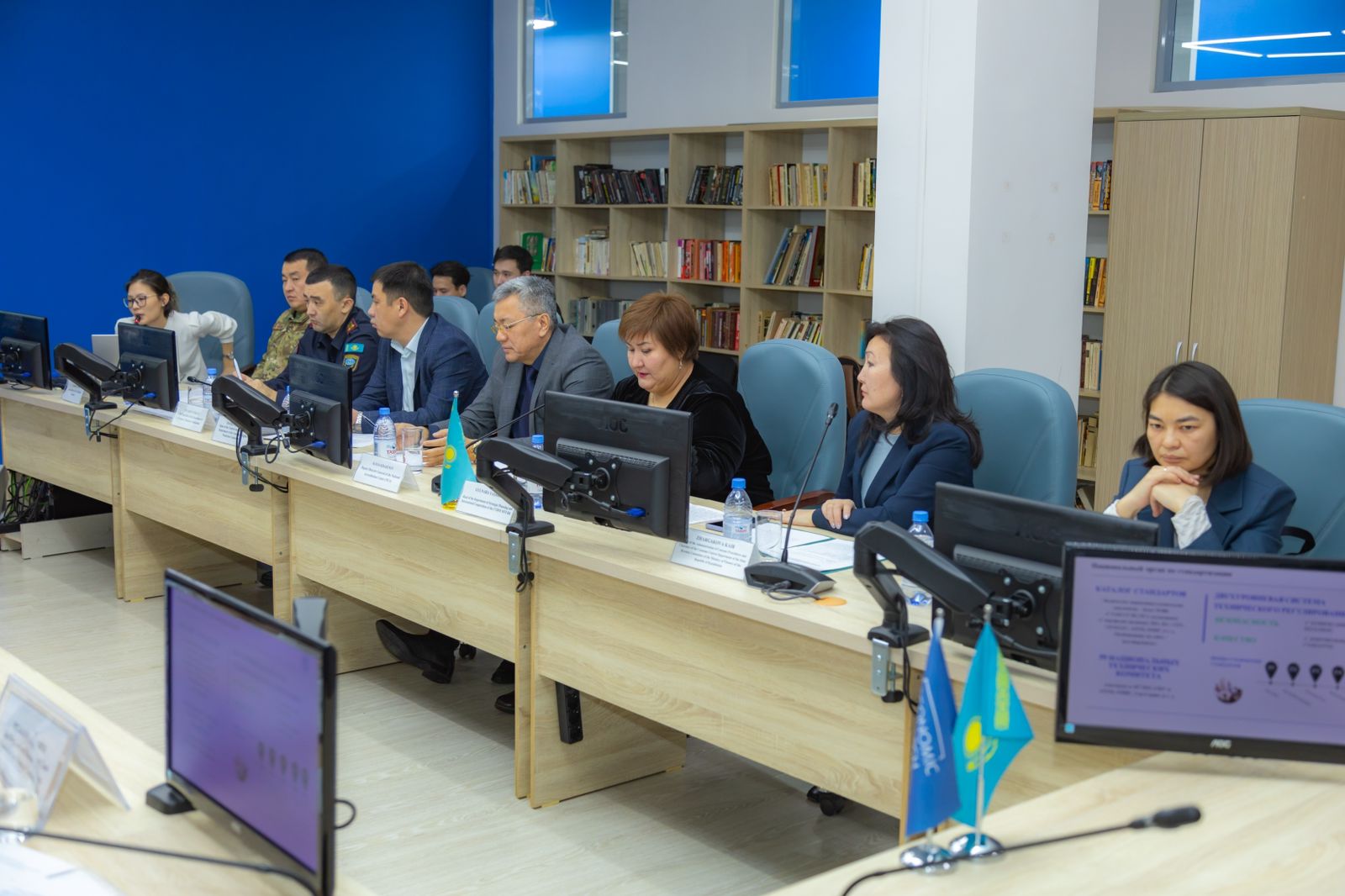 Казахстан и Китай подписали план о дальнейшем сотрудничестве по контролю и безопасности товаров