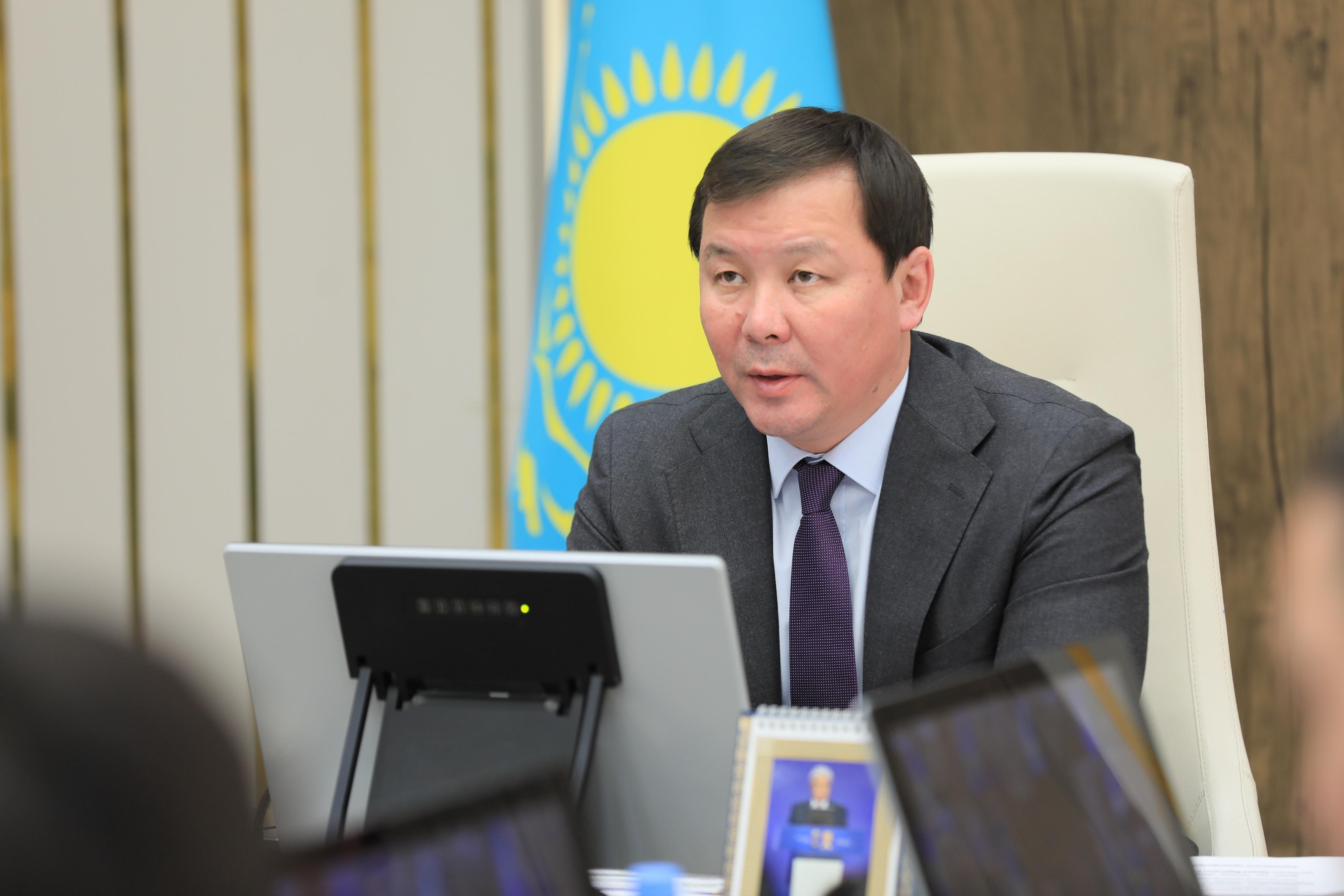 Облыс әкімі комиссия отырысын өткізді