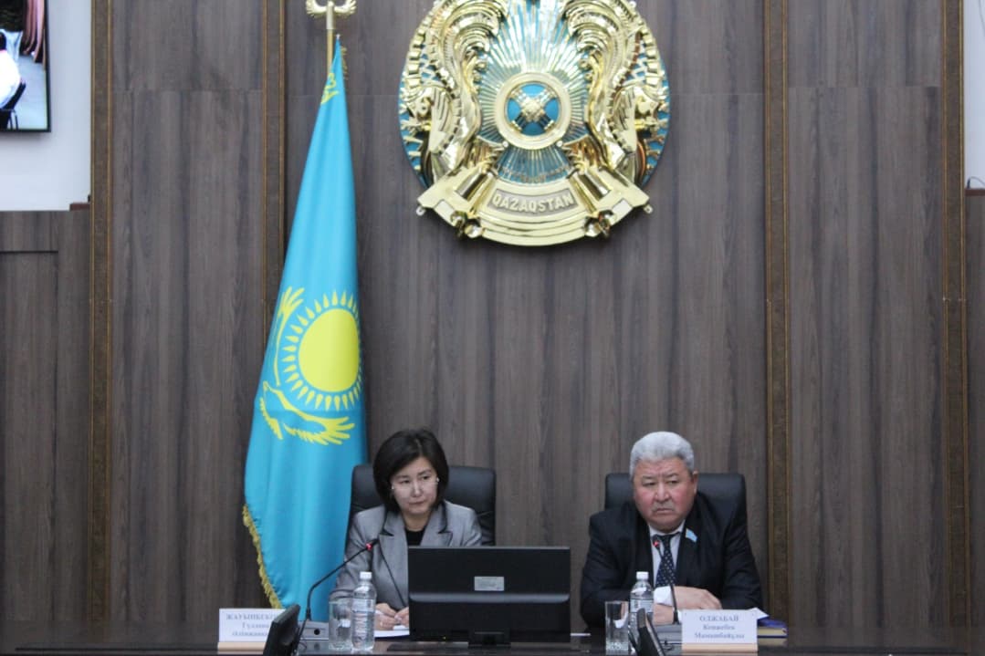 Кезектен тыс жиырма үшінші сессия өтті