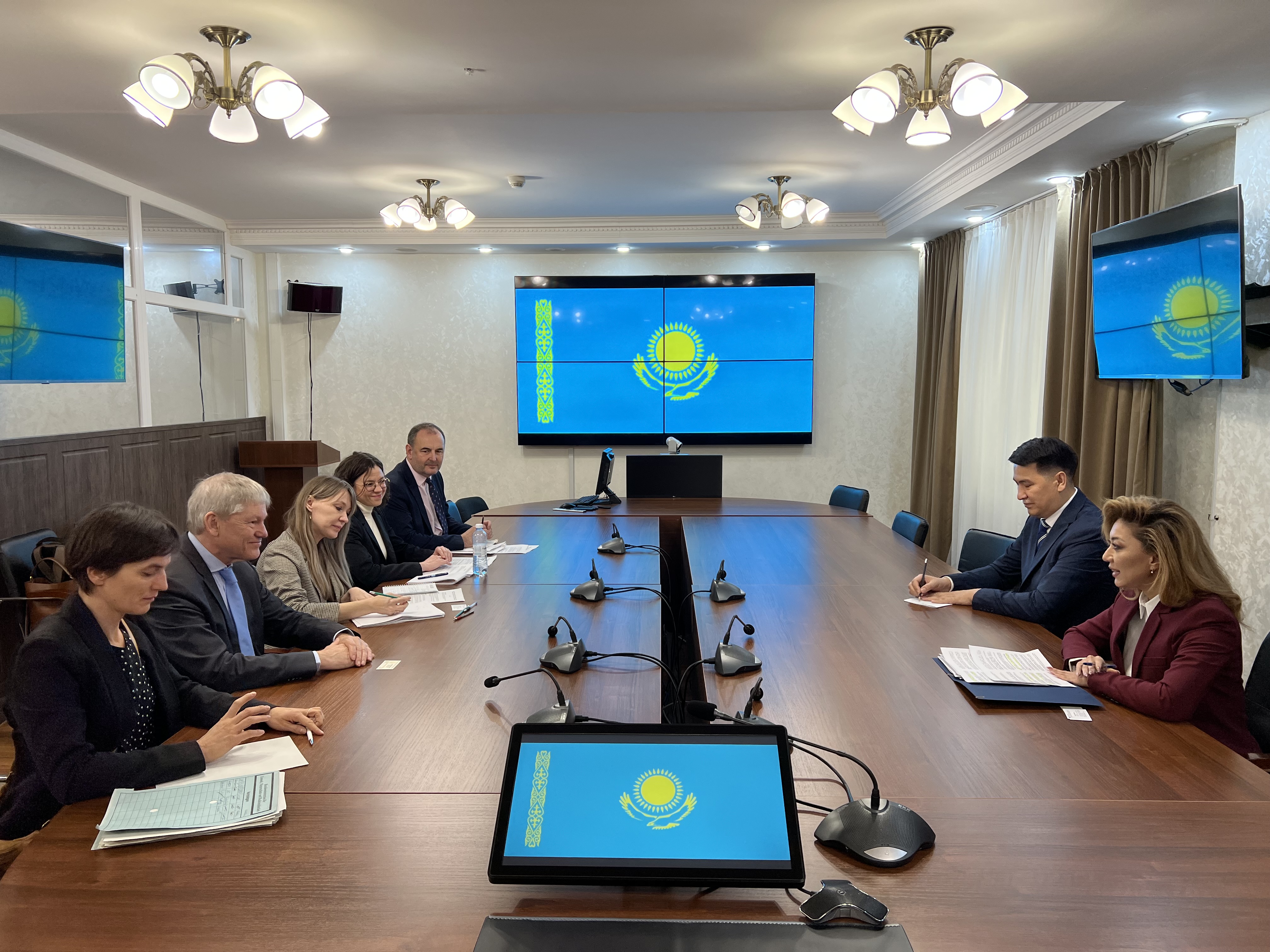 Тұрақты даму перспективалары және ЭЫДҰ SIPA бағдарламасының қорытындылары СИМ-де талқылау тақырыбына айналды