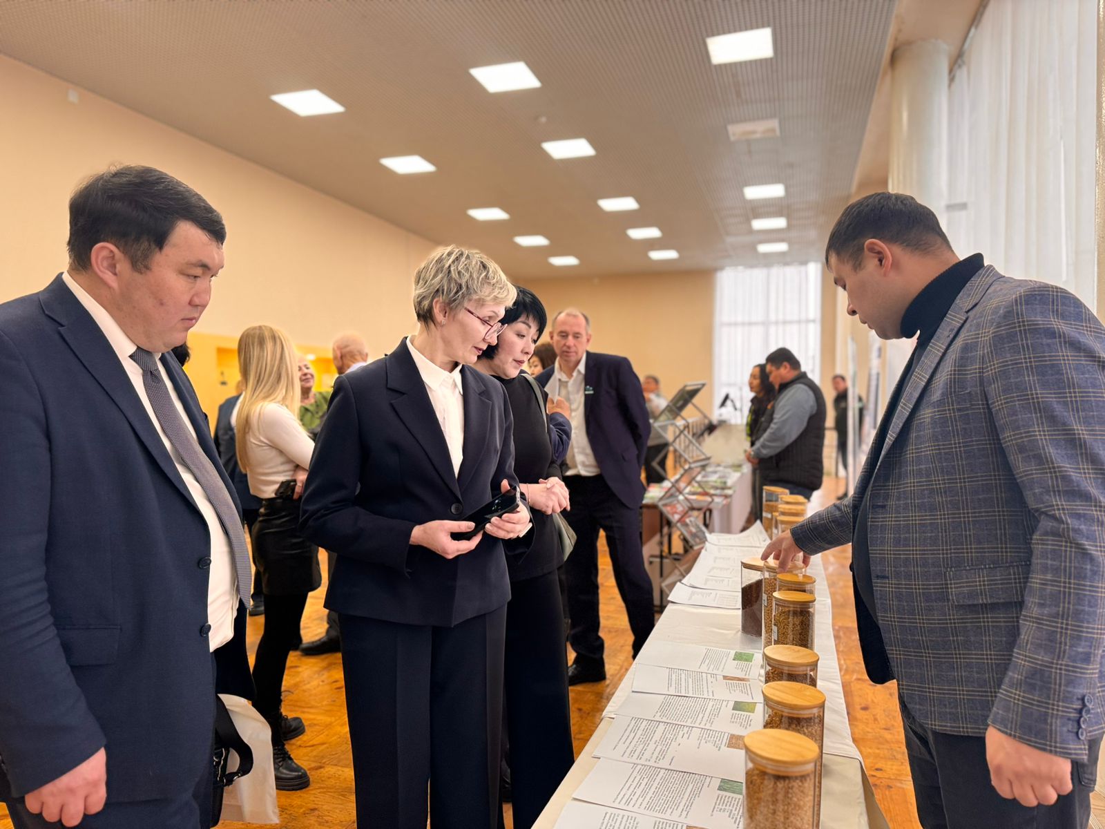 2024 жылдың 13 желтоқсанда Мамлют ауданында ауыл шаруашылығы және қайта өңдеу өнеркәсібі қызметкерлері күніне арналған салтанатты іс-шара өтті