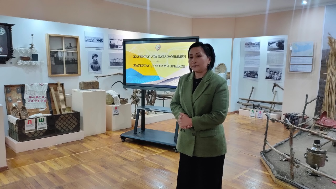 Теміртау тарихи-өлкетану мұражайының қызметкерлері 100 жыл бұрынғы тарих мұрағатын таныстырды