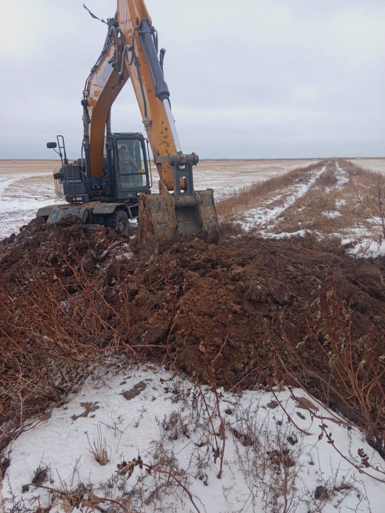 Су тасқыны кезеңіне дайындық аясында Павлодар облысы бойынша «Қазсушар» филиалы бөгеттерге, су өткізетін құрылыстарға ағымдағы жөндеу жұмыстарын жүргізуде