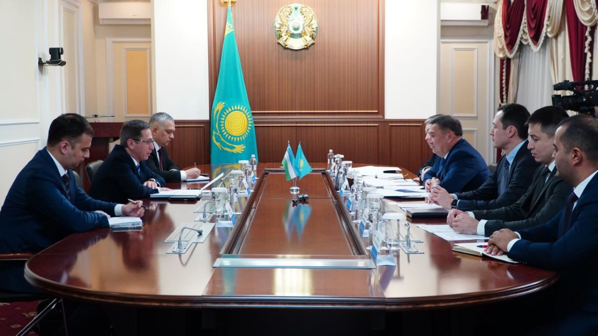 Ақмола облысының әкімі Өзбекстан Республикасының Қазақстандағы Төтенше және Өкілетті Елшісімен кездесті