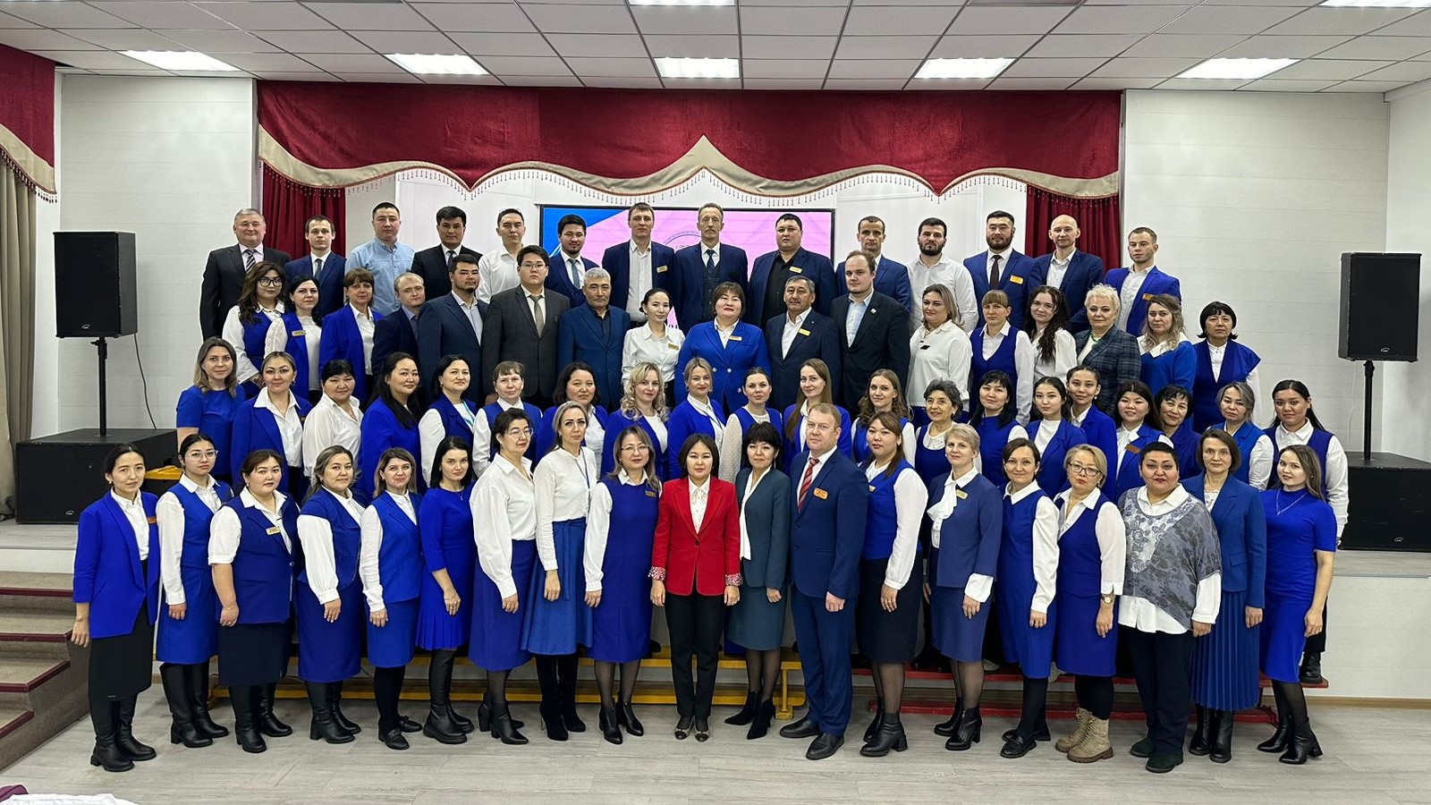 Щучинсктегі жоғары техникалық колледжі 90 жылдығын атап өтті