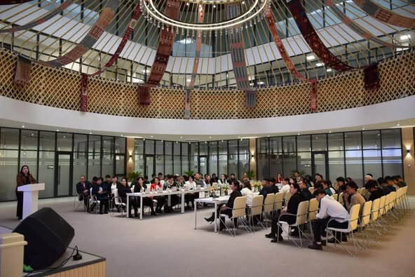 ТҮРКІСТАН: ЭТНОС ӨКІЛДЕРІНЕ МЕМЛЕКЕТТІК ТІЛДІ ҮЙРЕТУДІҢ ТИІМДІ ЖОЛДАРЫ ТҮСІНДІРІЛДІ