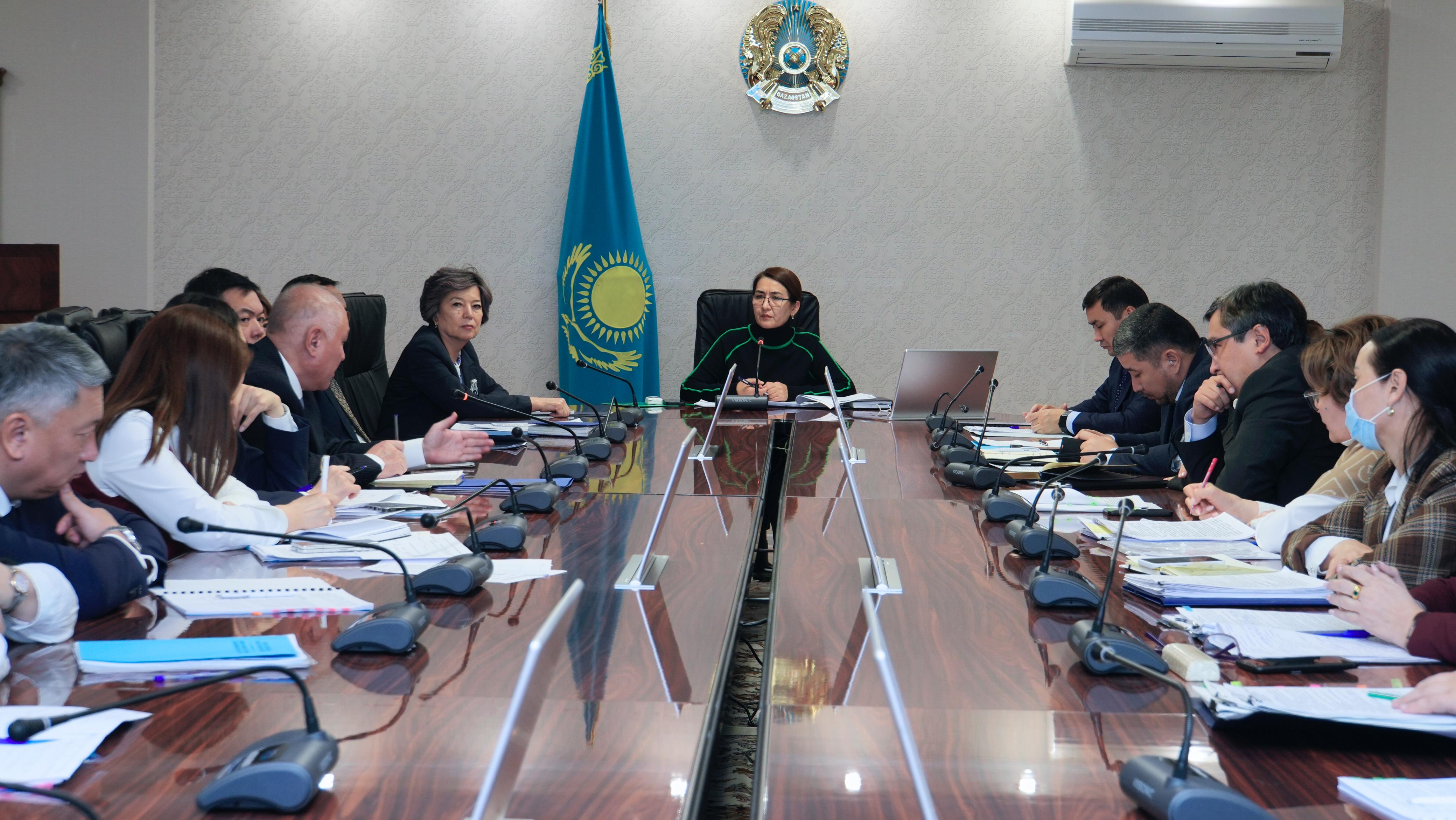 Әділет министрлігінде Аппарат басшысы Сандуғаш Ерсейітованың төрағалығымен жиналыс өтті