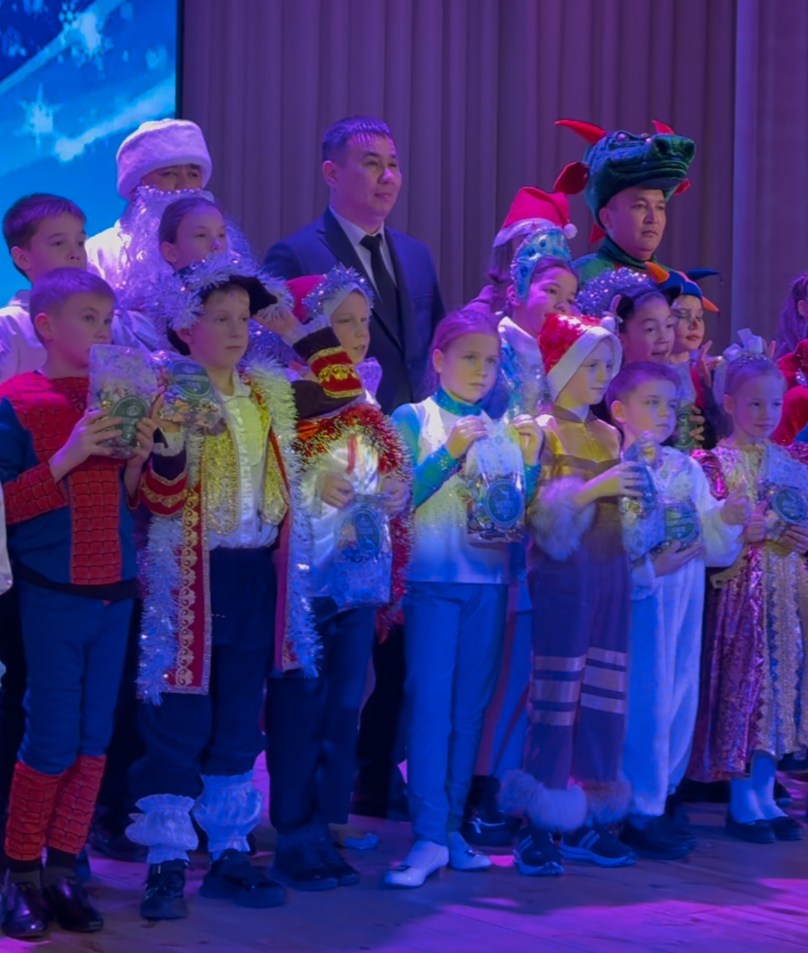 Кенжекөл ауылдық округінде Жаңа жылдық ертеңгіліктер өтті