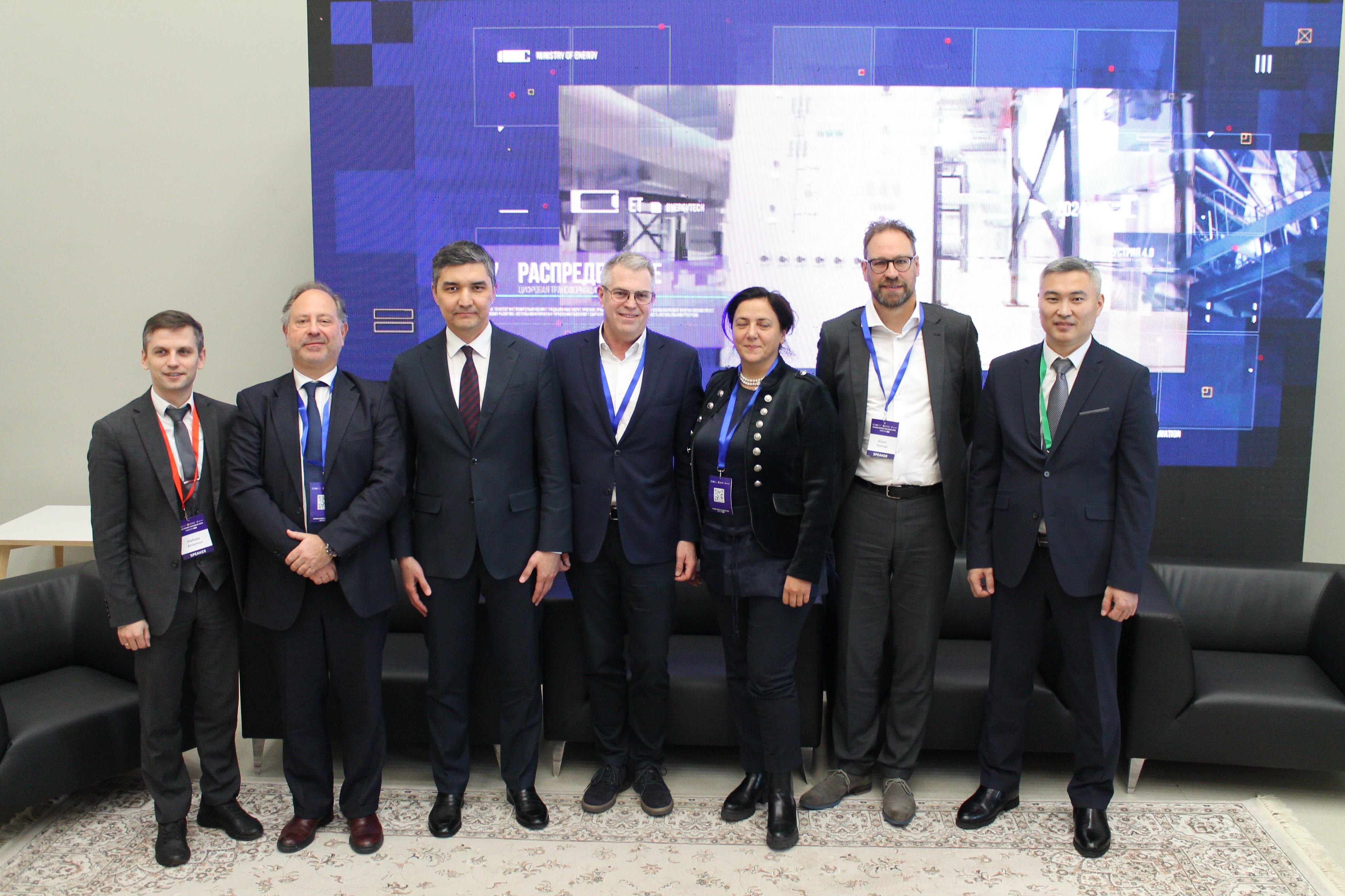 Астанада ҚР энергетикалық кешенінің киберқауіпсіздігін нығайту және цифрландыру мәселелері талқыланды