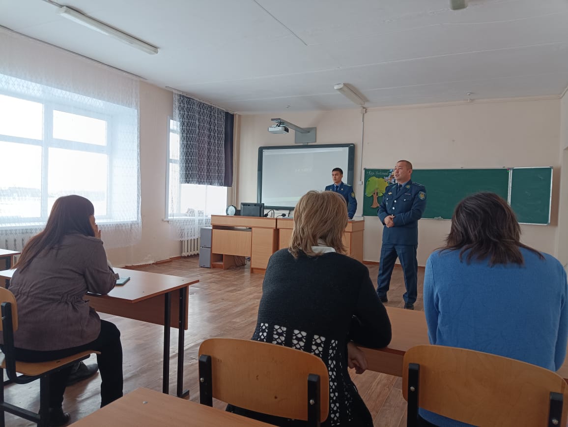 2024 жылғы 2 желтоқсанда Первомайское ауылында халық арасында "құқық бұзушылықтың алдын алу"тақырыбында профилактикалық әңгіме өткізілді