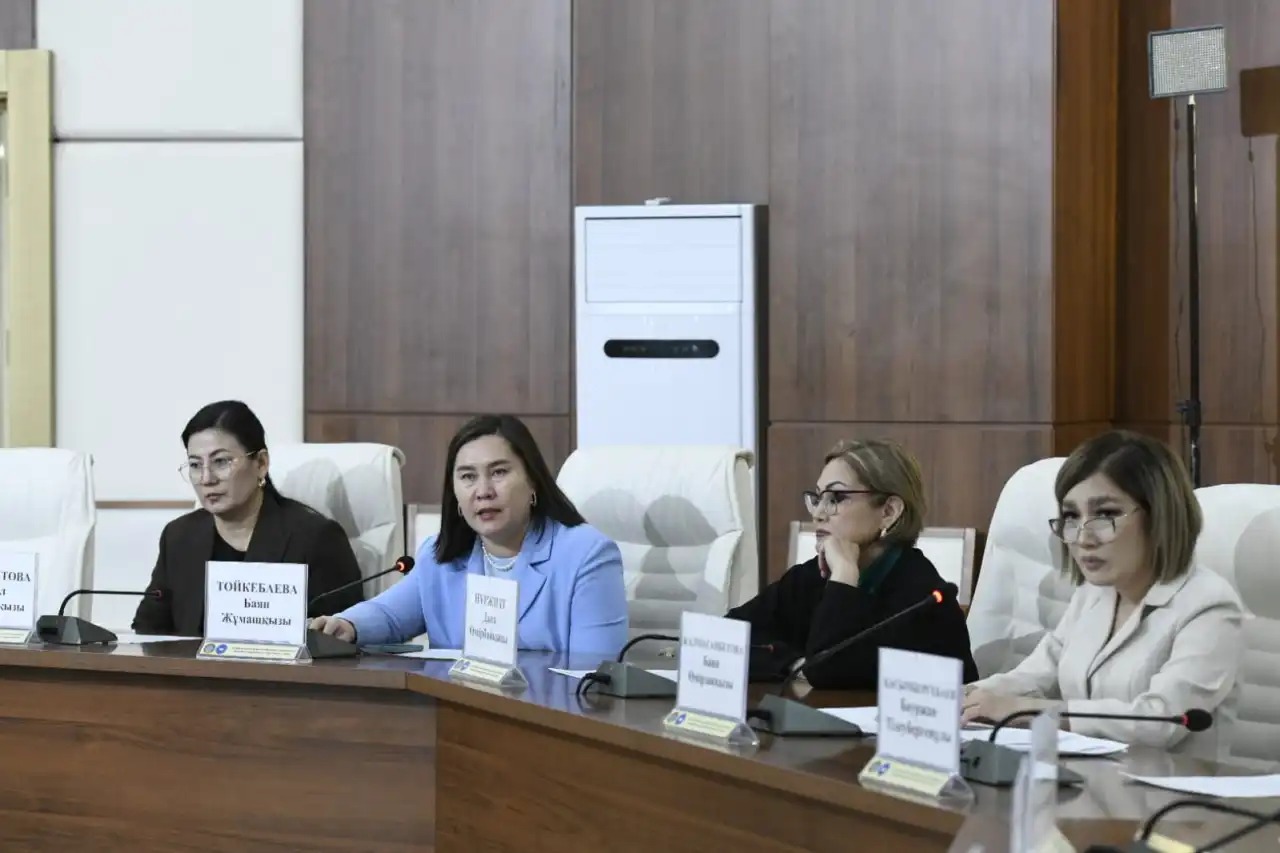 Заң және тәртіп: Астанада әйелдердің құқығы мен қауіпсіздігі талқыланды