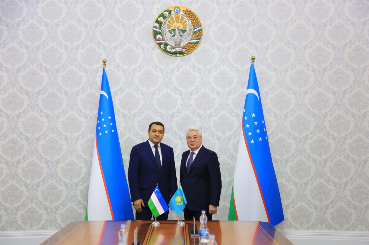 Ambassador of Kazakhstan Beibut Atamkulov met with Khokim of the Fergana region Khairullo Bozarov