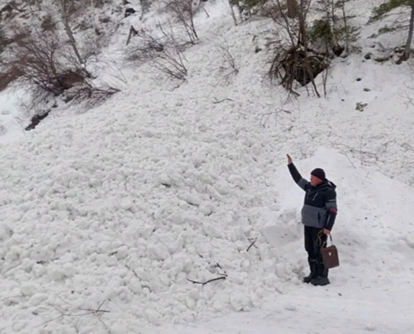 Сошла лавина в Катон-Карагайском районе