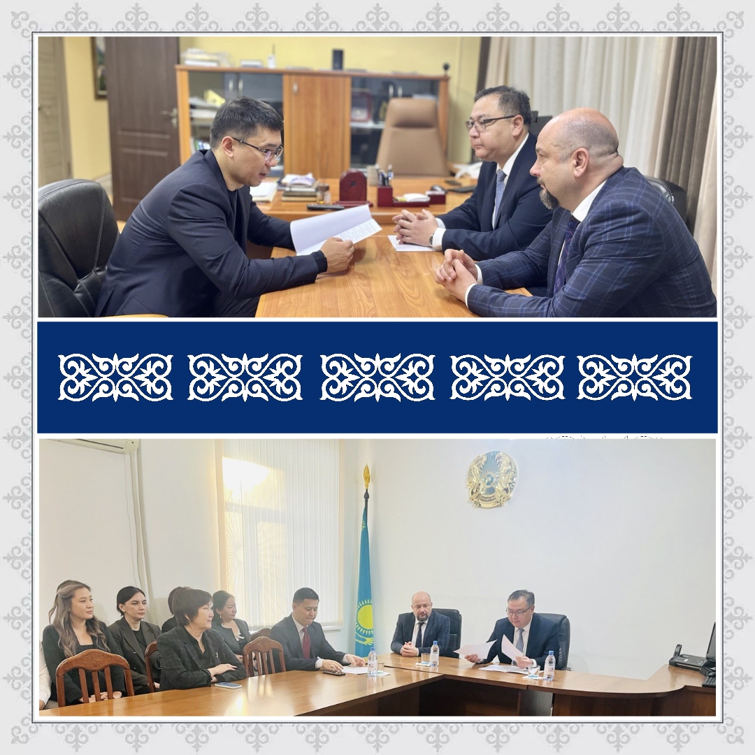 Модельдер мастурбация жасайды