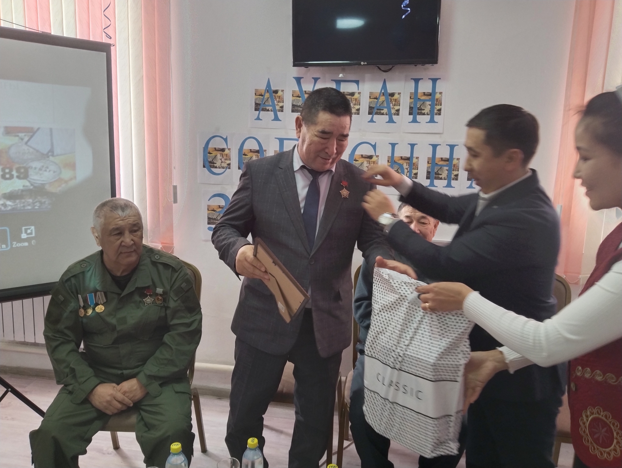 Войне в Афганистане 35 лет