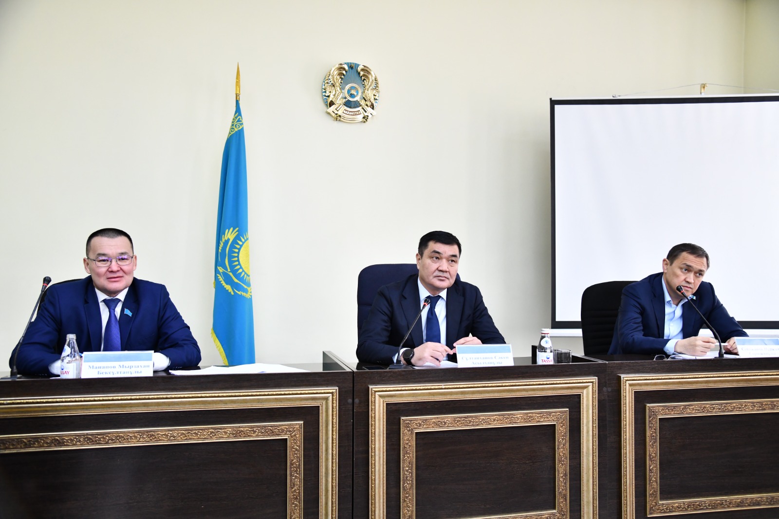 Порно онлайн қыз агентін көру