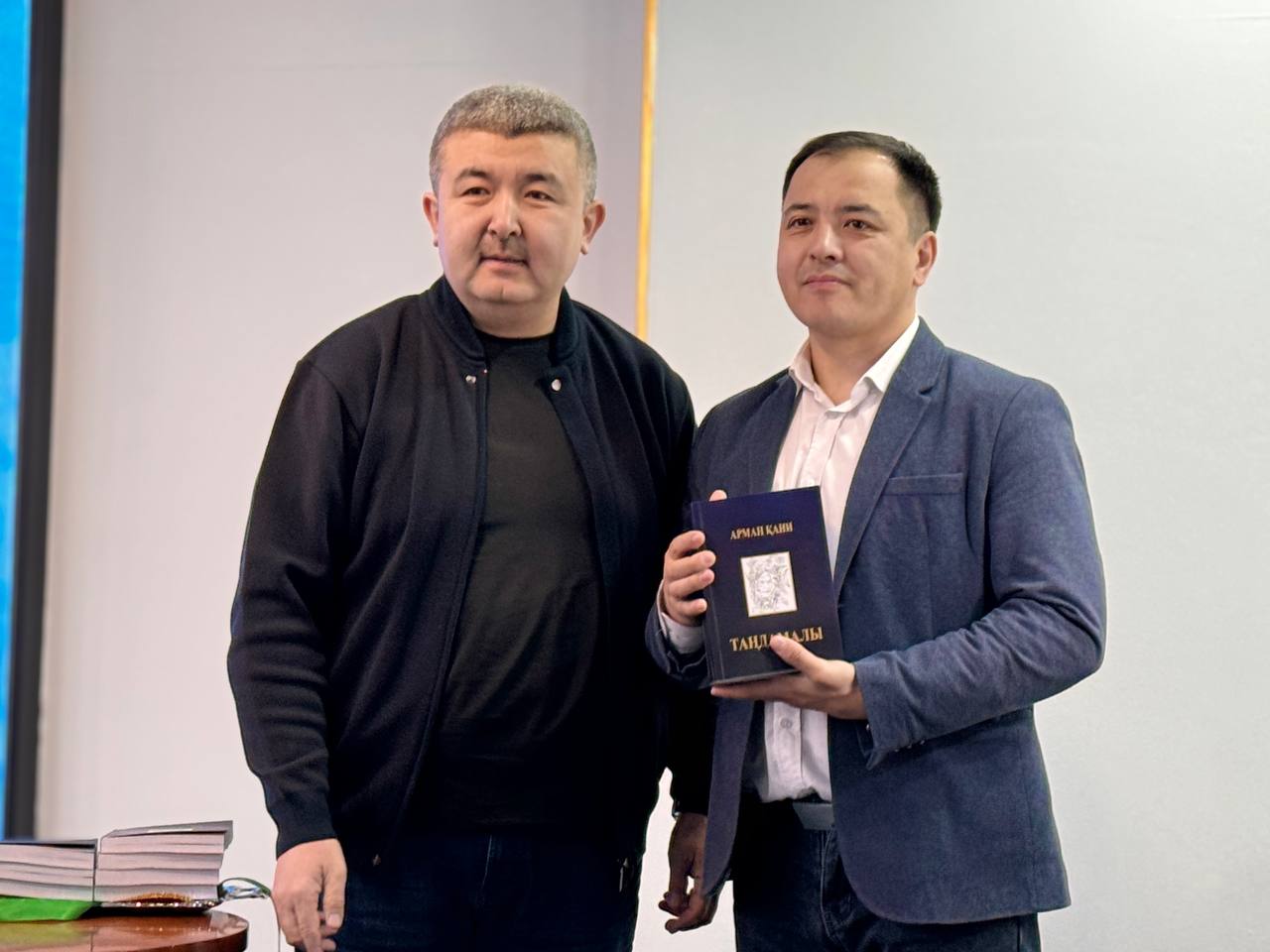 Победителей конкурса «Толқын-Толқын жыр туар бізден кейін» чествовали в Астане