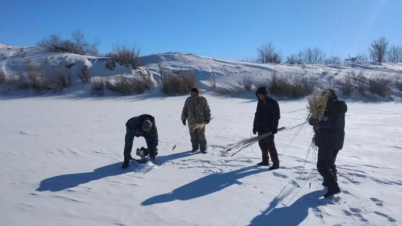 На водоёмах Карагандинской области продолжаются противозаморные мероприятия
