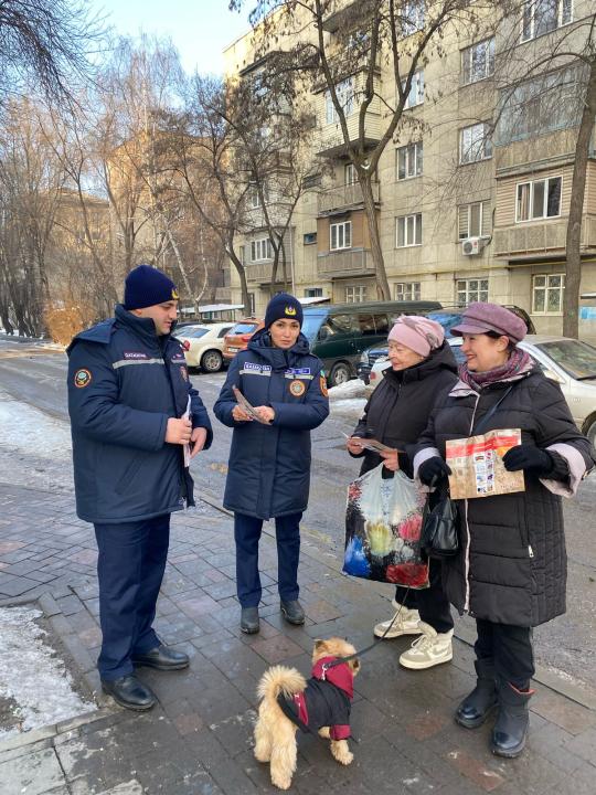 Дүрбелеңге себеп жоқ: ТЖМ құтқарушылары халық арасында профилактиканы күшейтті