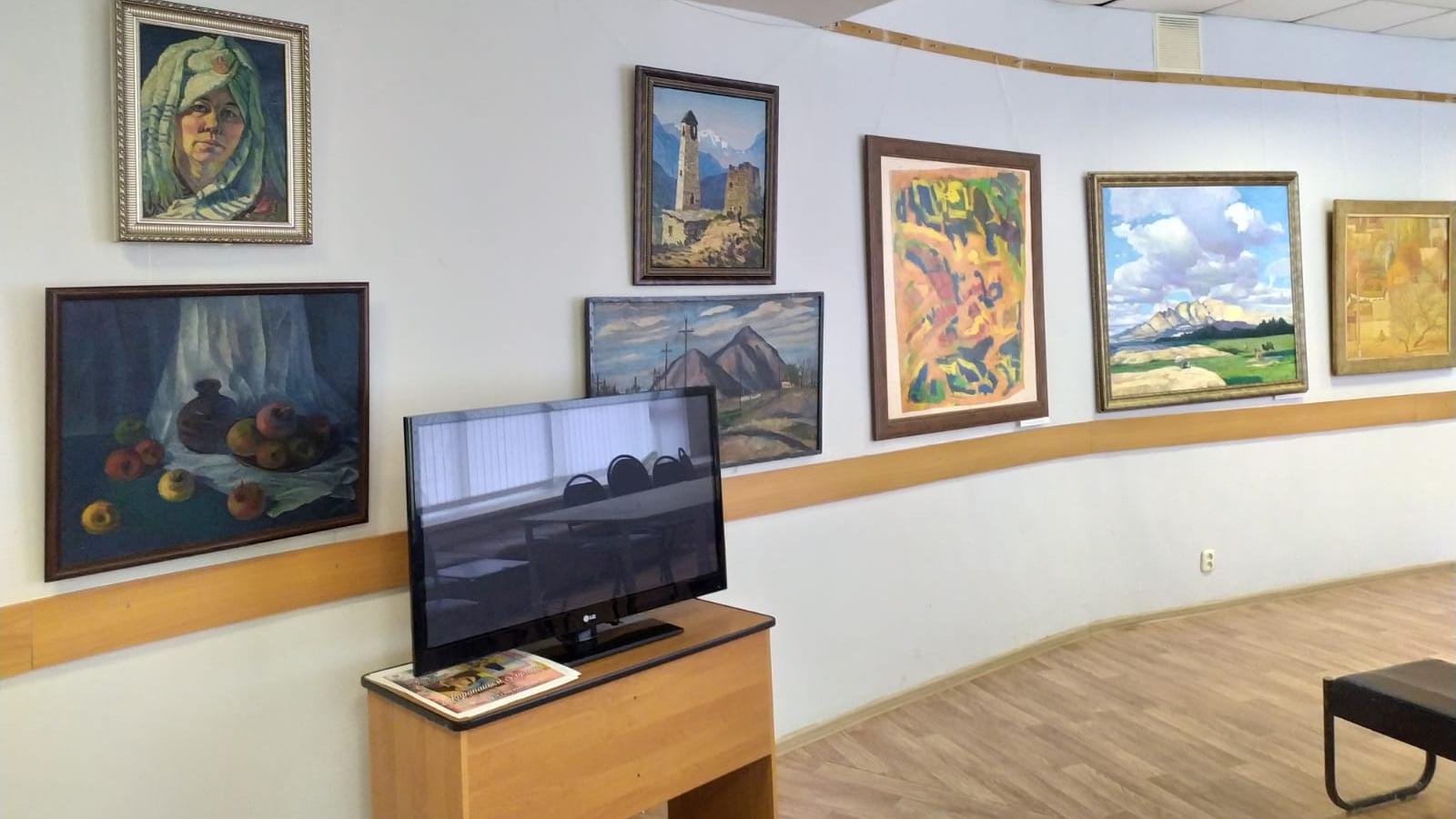 Қара жалаңаш траннилер