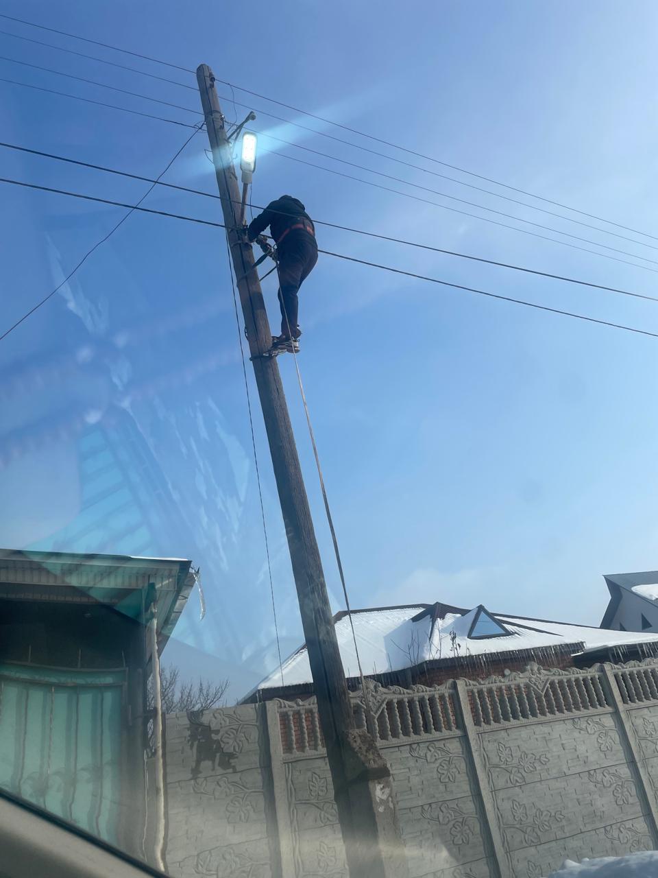 Введется работа по уличному освещению