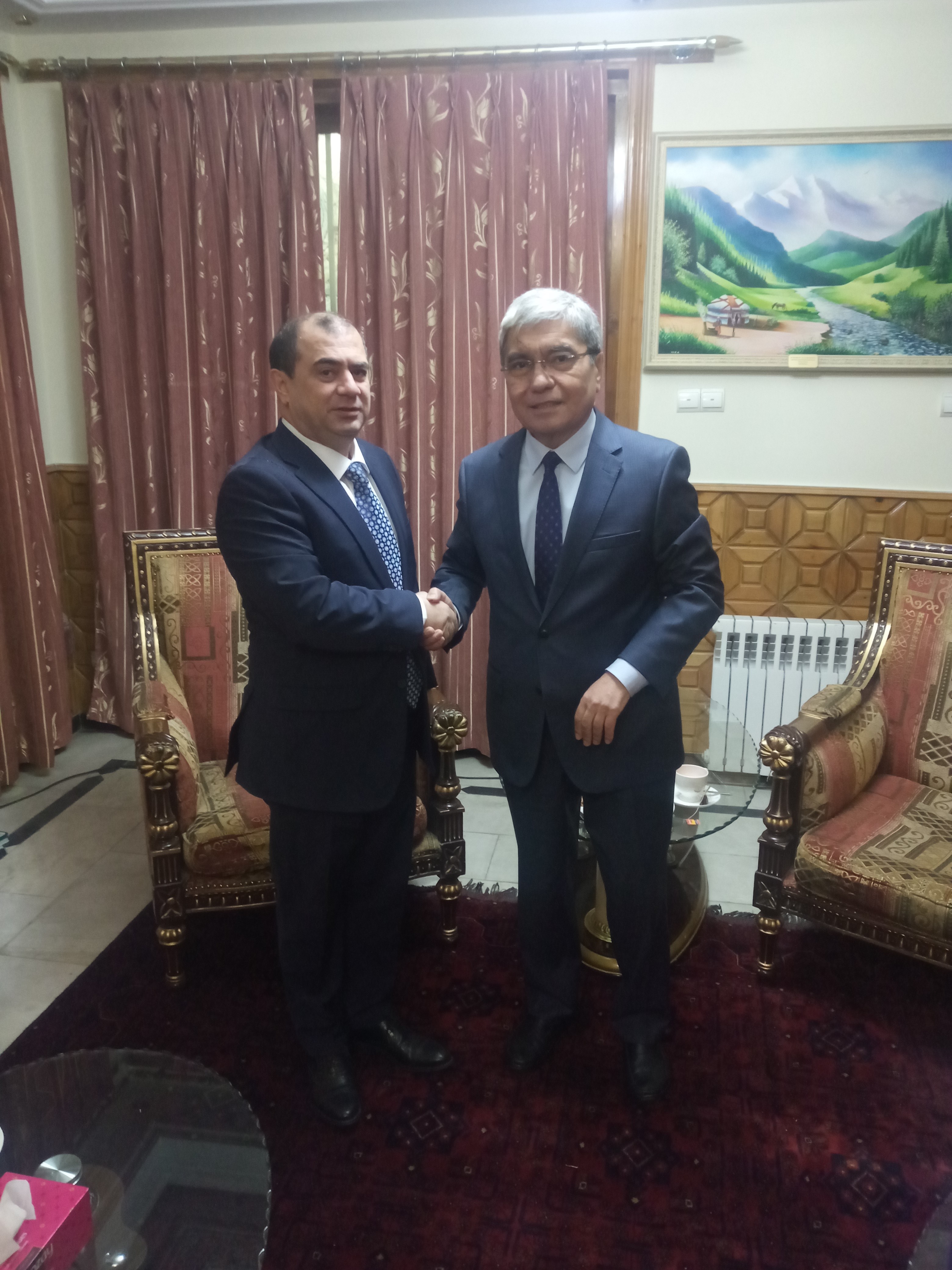 Ambassador of the Republic of Kazakhstan to Afghanistan A.Yessengeldiyev received the Ambassador of the Republic of Azerbaijan to Afghanistan I.Mammadov.