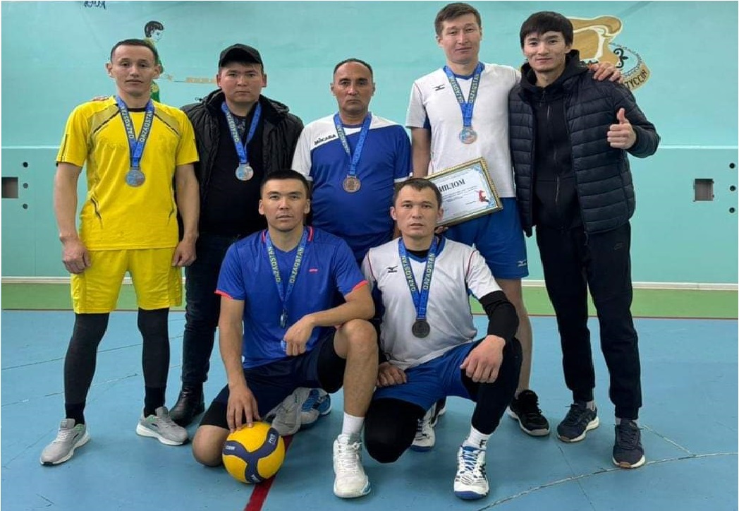 Прошли районные соревнования по валейболу