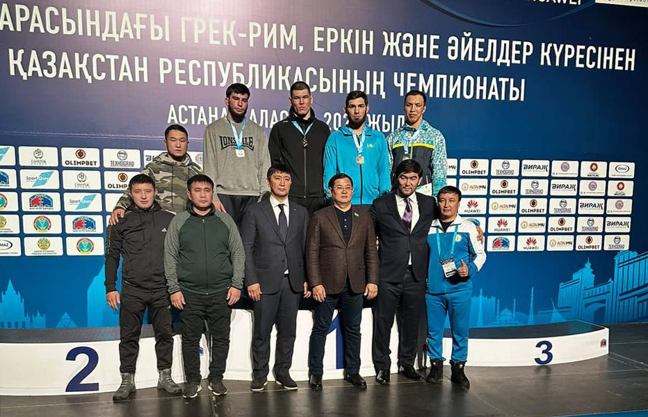 Күрестен Қазақстан чемпионатында әскери балуандар жеті медаль жеңіп алды