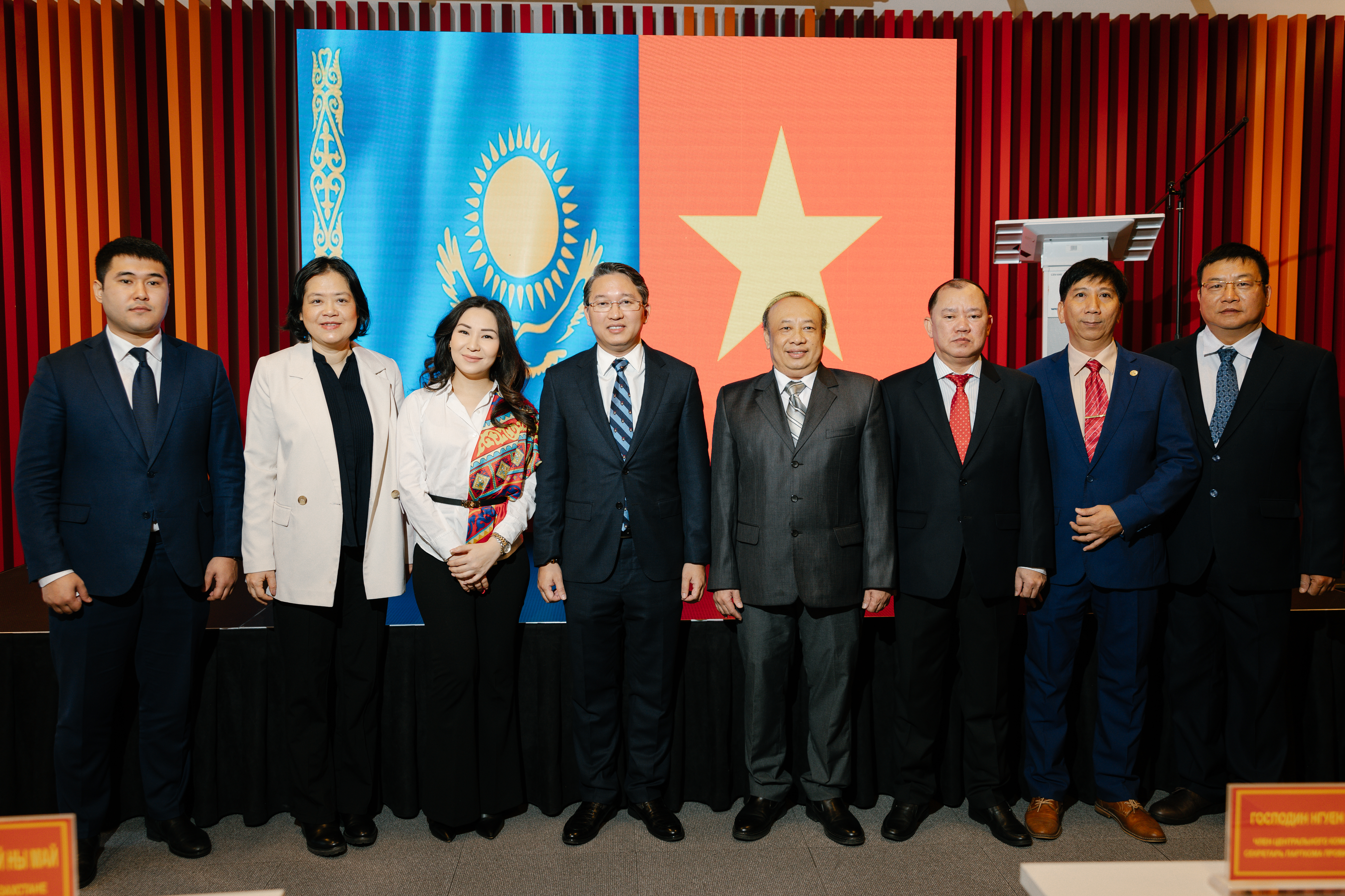 30 и 31 января текущего года прошла встреча с делегацией из Вьетнама во главе с Секретарем Парткома провинции Кханьхоа