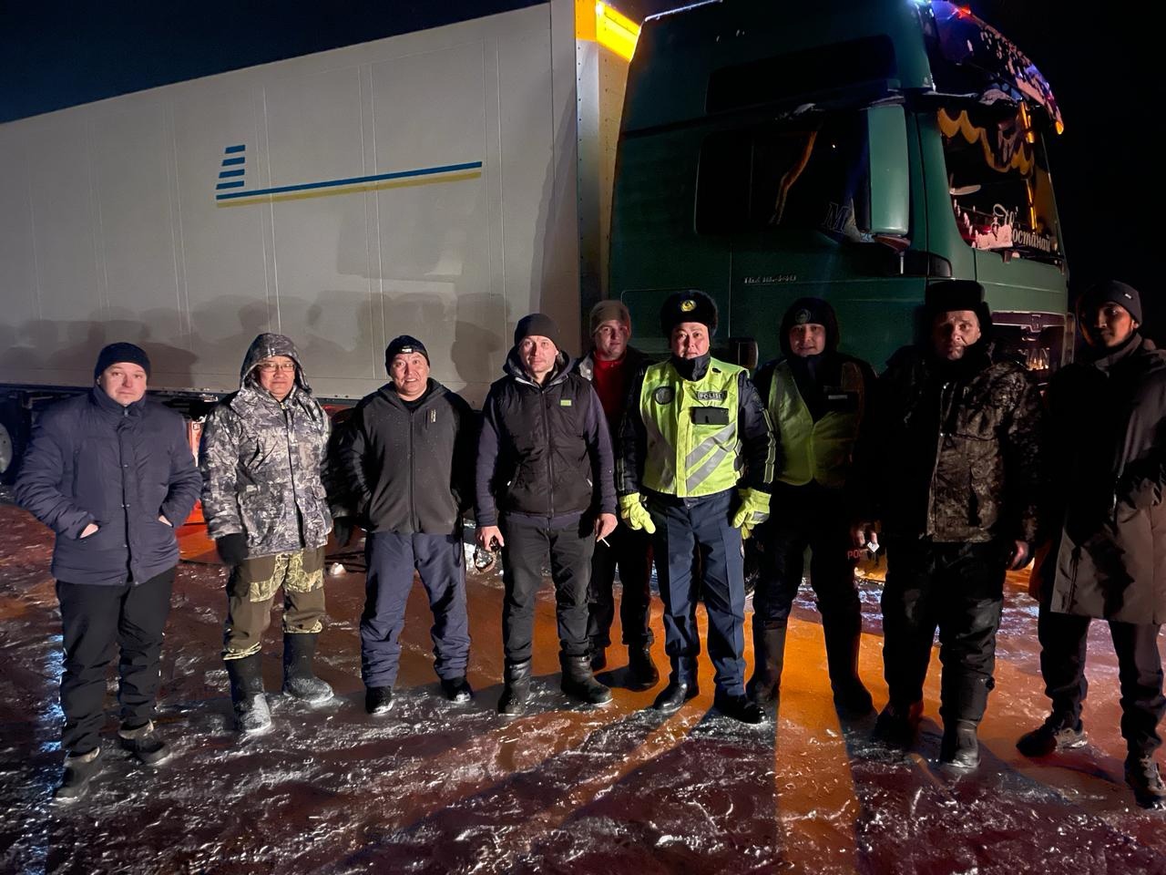 Сібір әйелдері бейнеленген порно видео