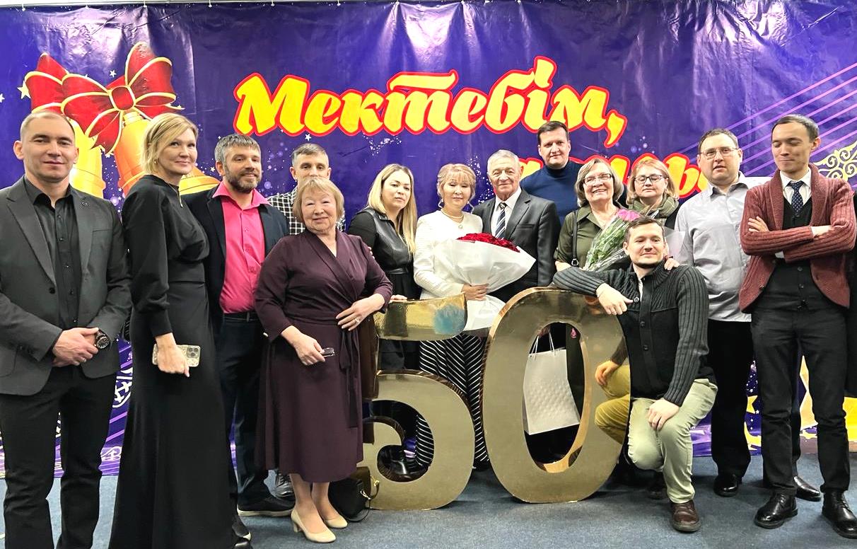 Павлодарской школе - 50 лет