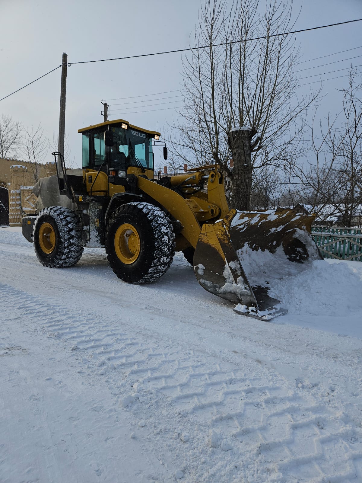 Бурабай кентіндегі қарды тазарту