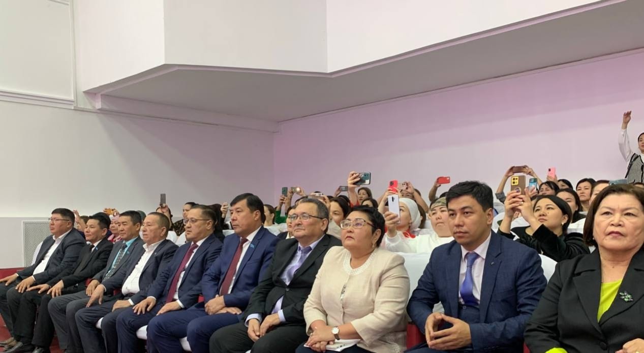 ӘЛЕМДІ ӘЛДИЛЕГЕН АНА