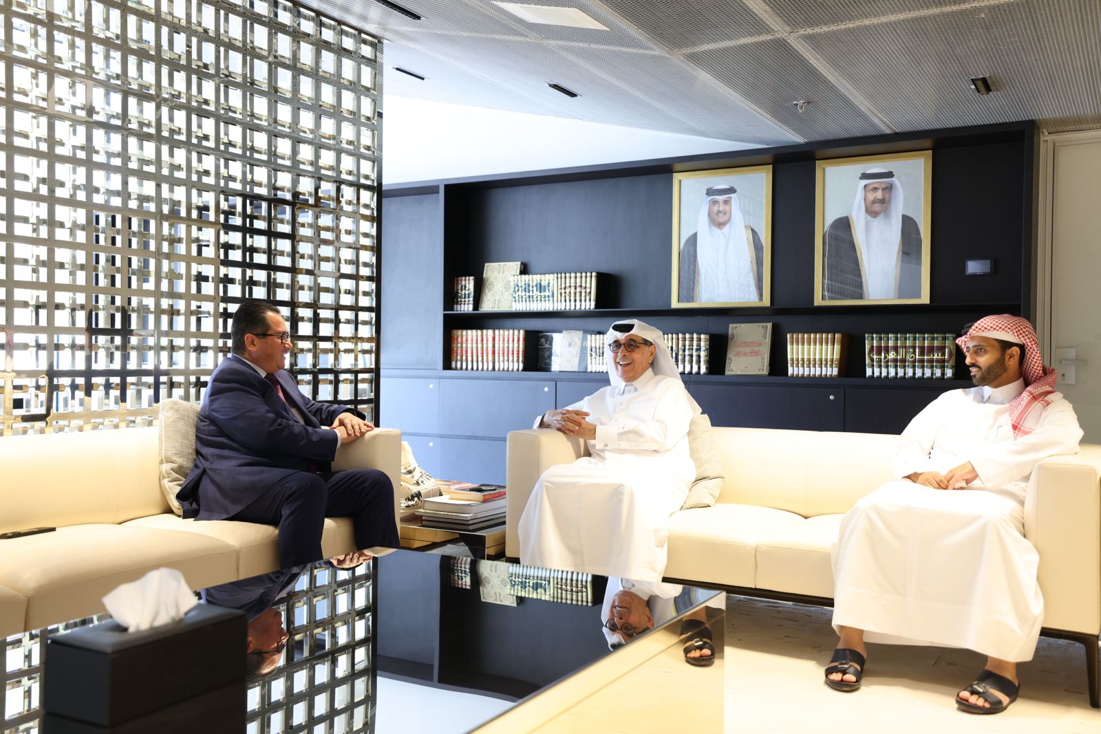The meeting with H.E. Dr. Hamad bin Abdelaziz Al-Kawari, the State Minister - President of the Qatar National Library