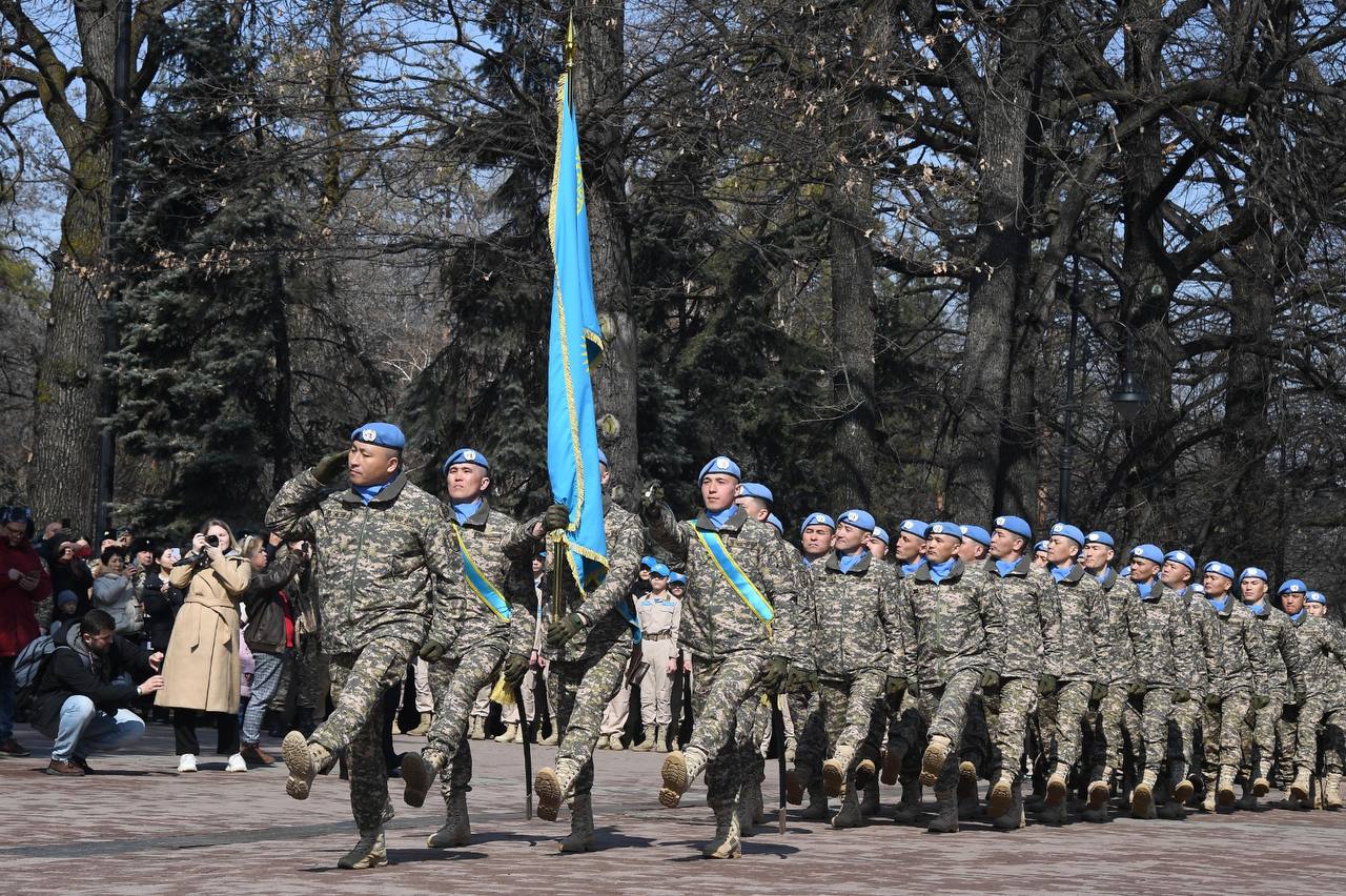 Алматыда қазақстандық әскери қызметшілерді Голан биіктеріне шығарып салды