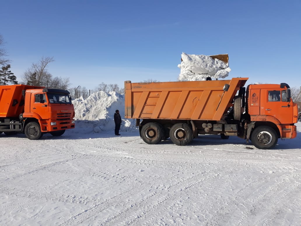 Вывоз снега и расчистка улиц