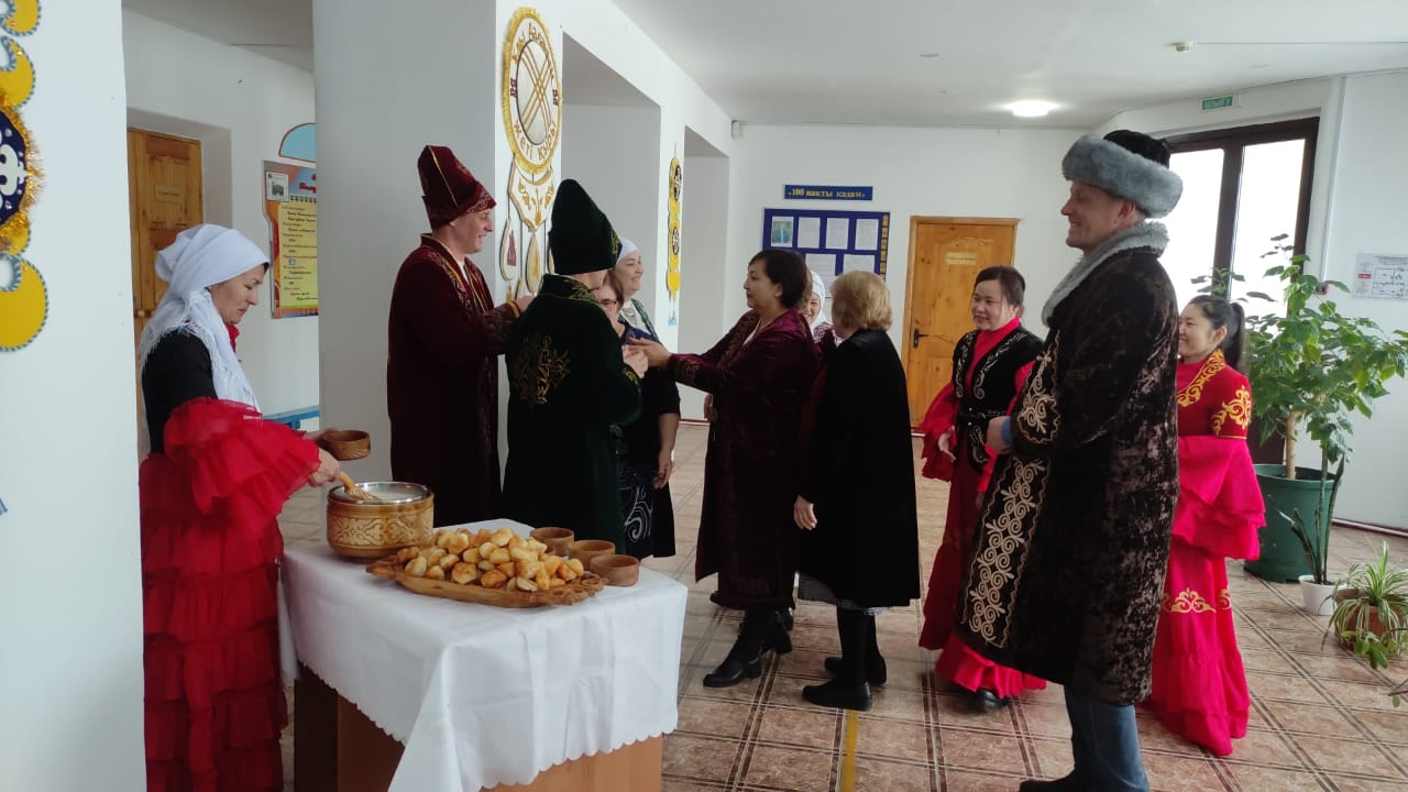 14 наурыз Көрісу күні