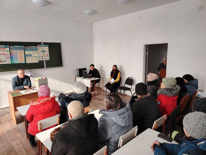 Асубұлақ ауылдық округі әкімінің халықпен кездесуі