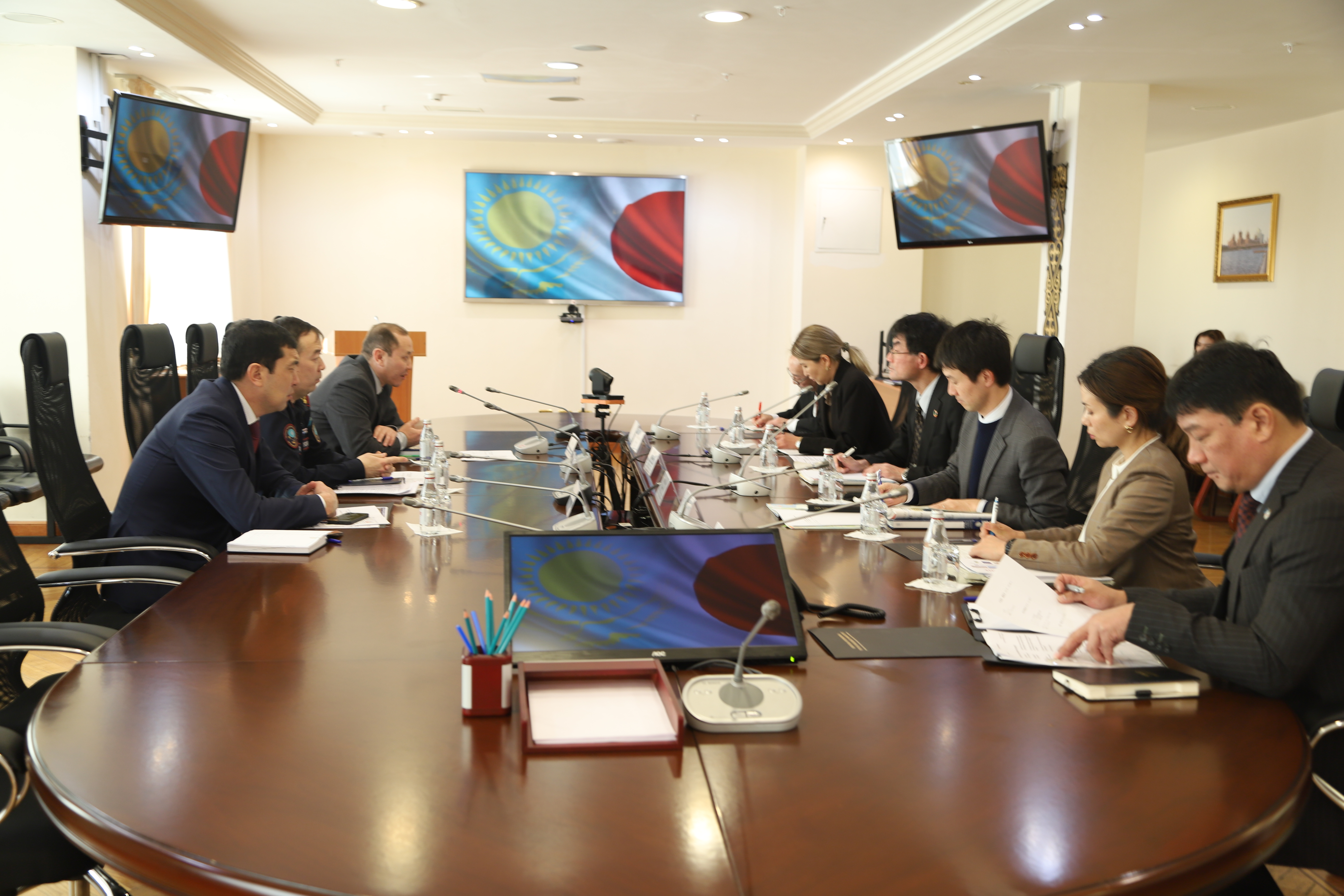 Meeting with the Japanese delegation