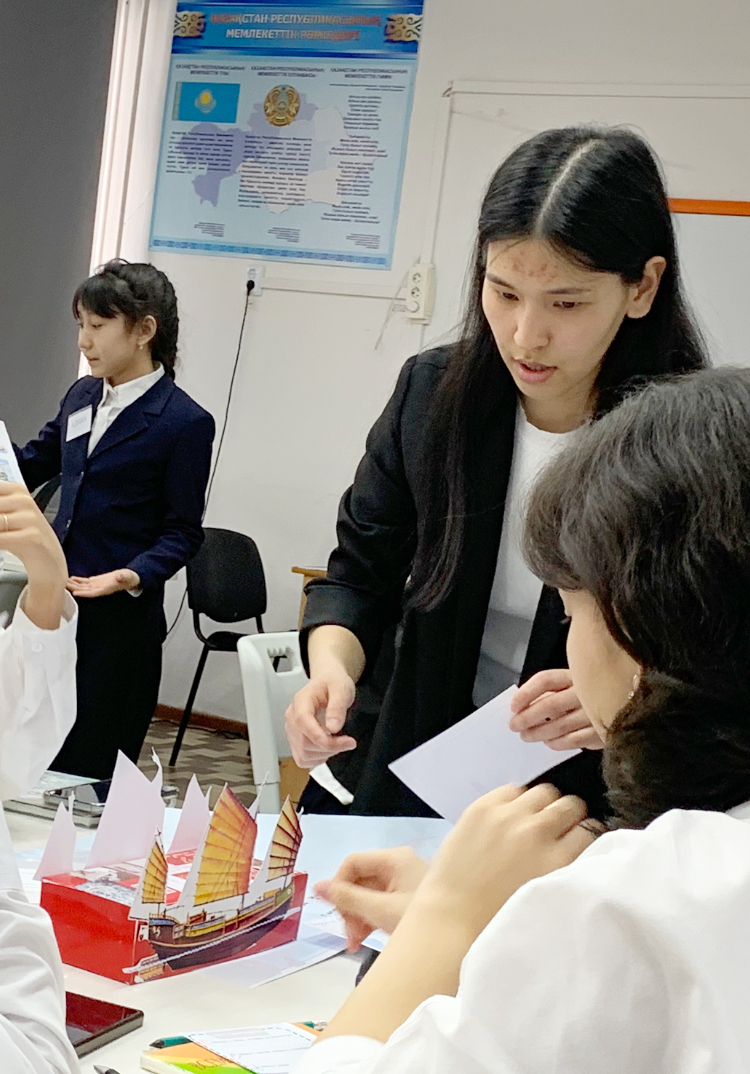 Қала мектептерінің үздік педагогикалық дуэттері