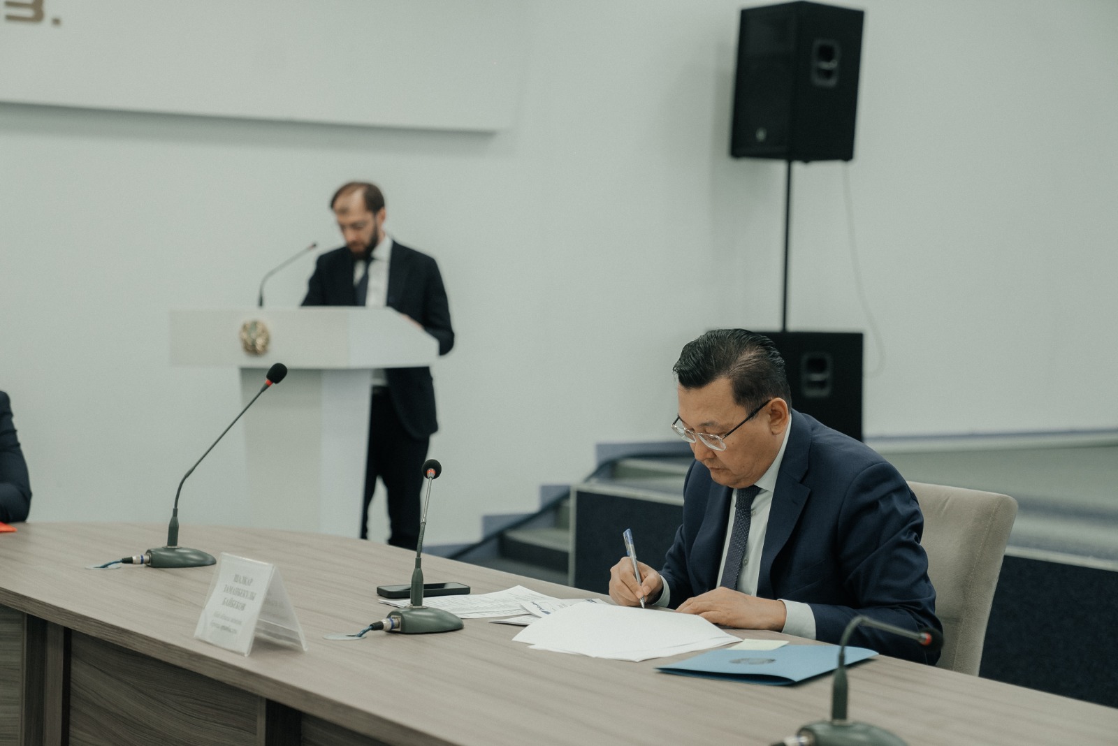 В области Абай обсудили ход подготовки к весенне-полевым работам