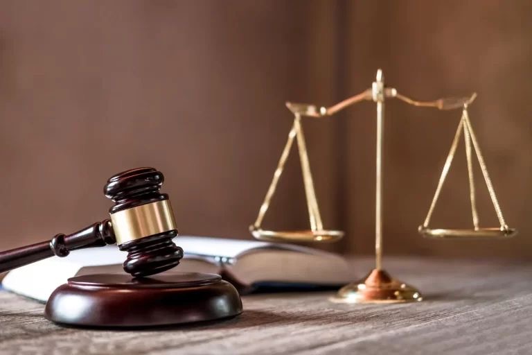Астанада алименттік қарызы бар адамдарға тиесілі 10 көлік айып тұрағына жеткізілді