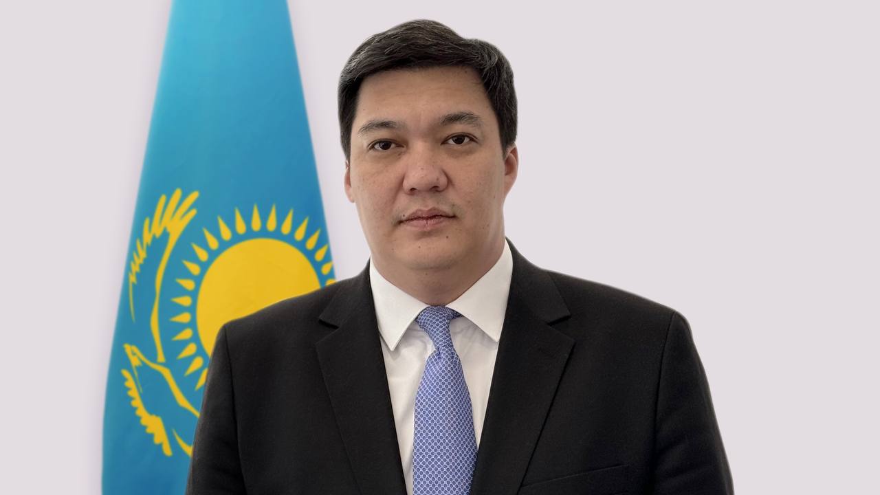 Постановлением Правительства РК Турысов Асет Нурланович назначен на должность вице-министра финансов