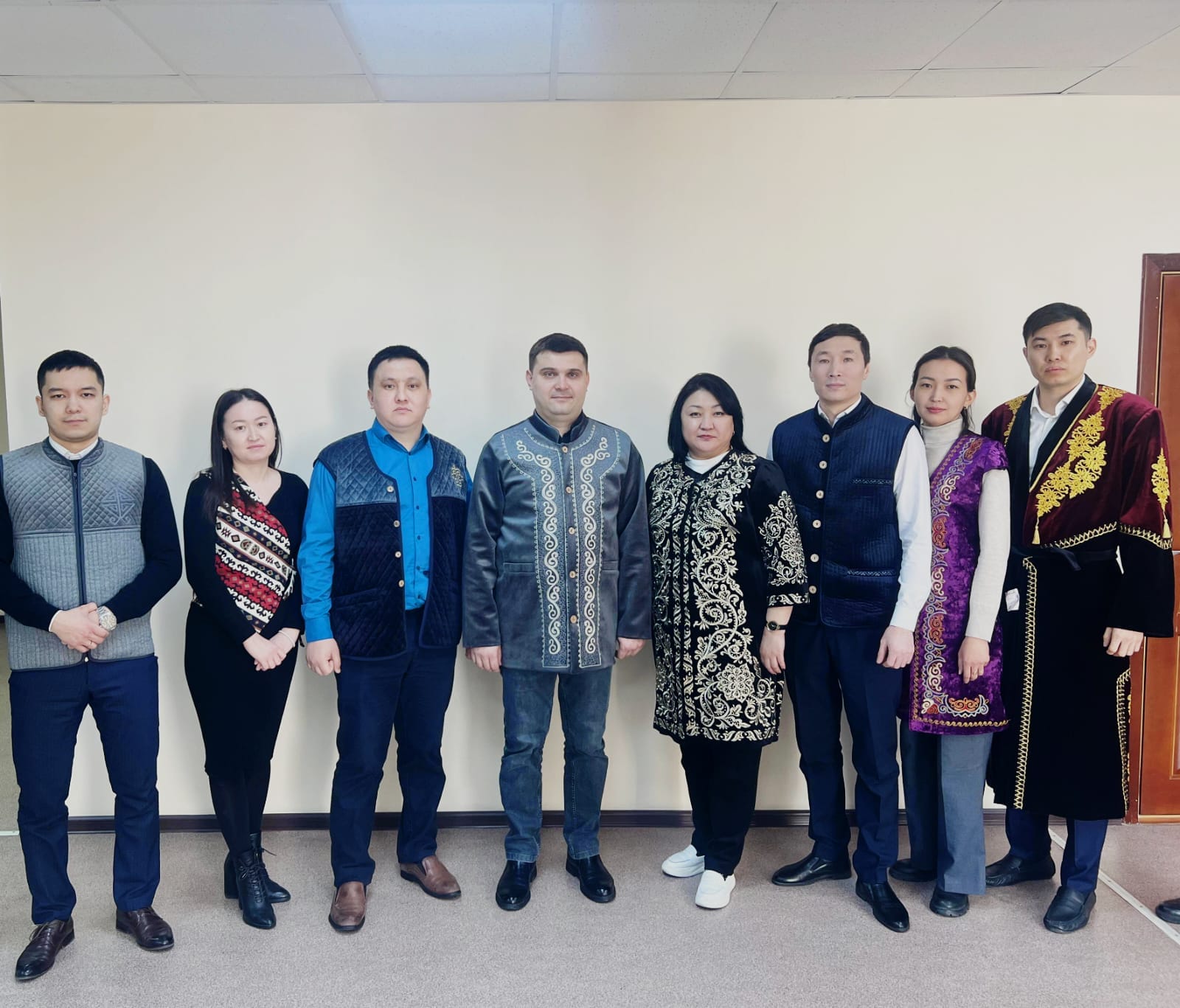 Наурызнама: в Казахстане отмечают День национальной одежды