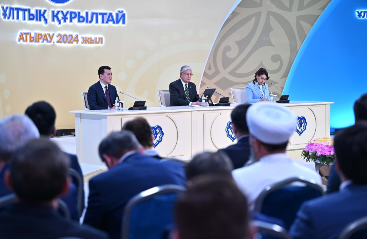 Глава государства поручил начать работу по включению плато Устюрт в список ЮНЕСКО
