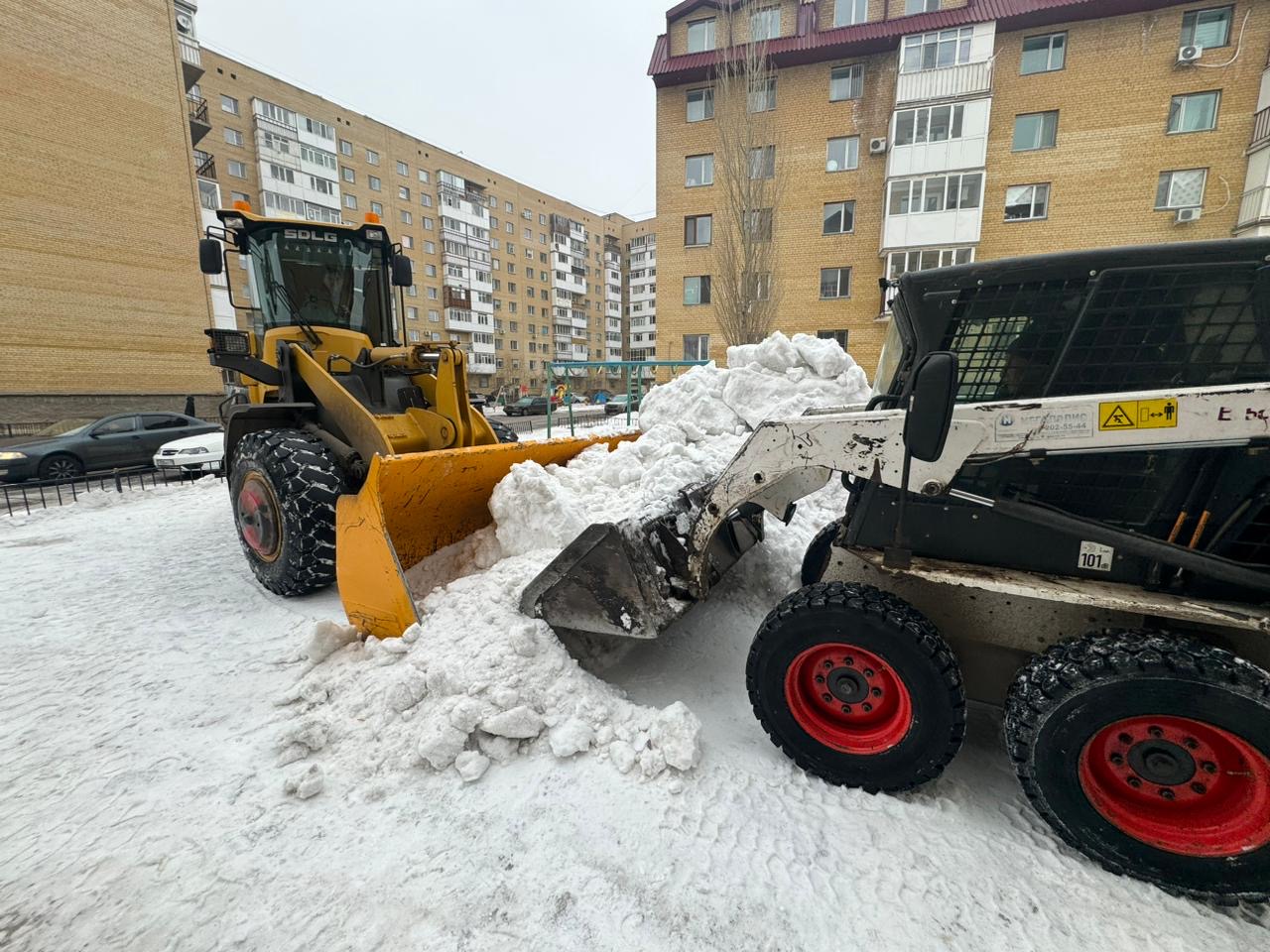 Свыше 14 тысяч кубометров снега вывезли из Астаны за ночь