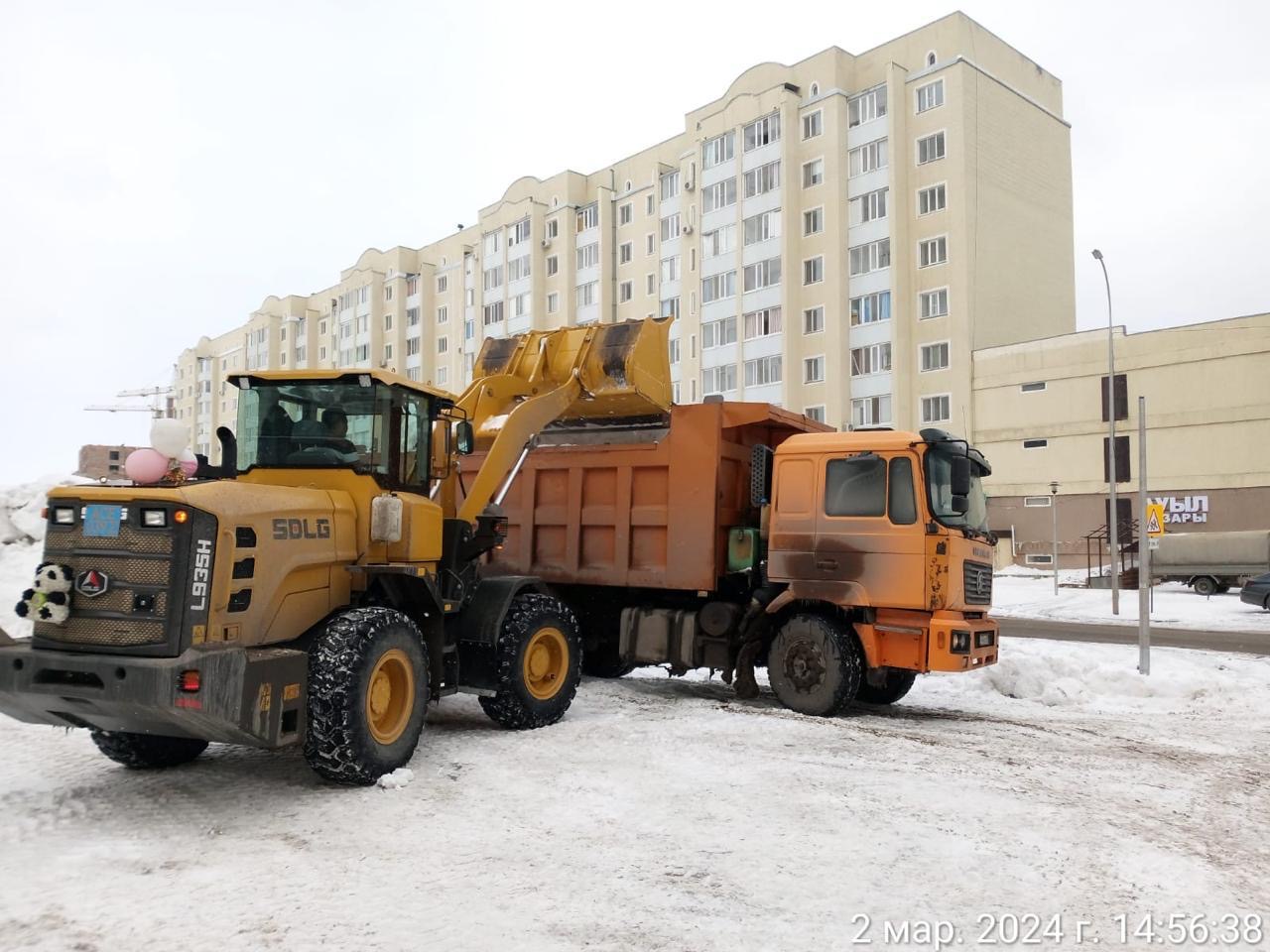 Астанада түнгі ауысымға қар тазалауға 800-ге жуық арнайы техника жұмылдырылды