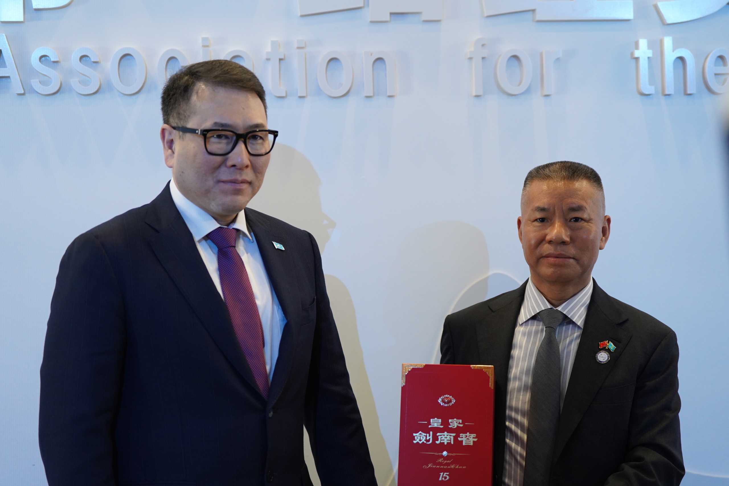 Арман Шаккалиев презентовал экспортный потенциал Казахстана в Сычуане