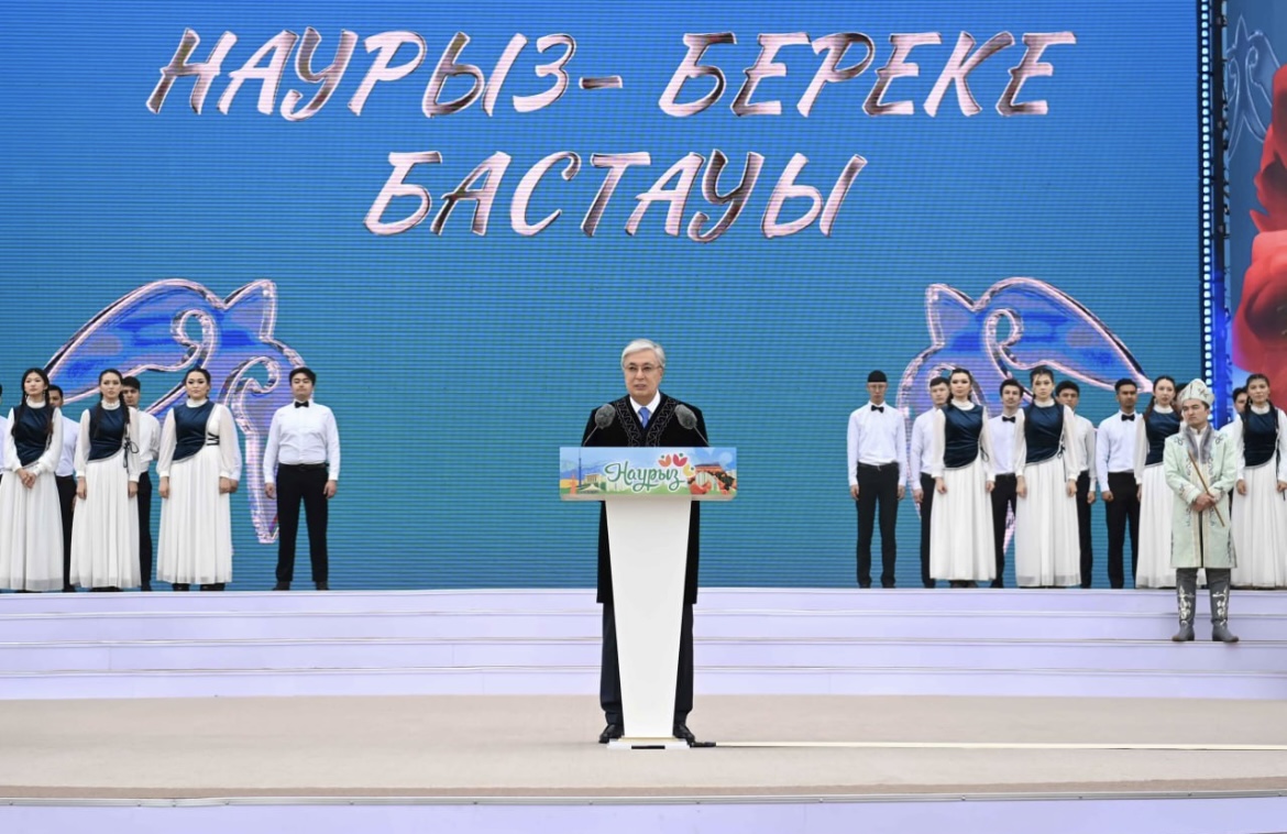 Президент поздравил казахстанцев с праздником Наурыз